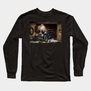 old car in the garage Long Sleeve T-Shirt